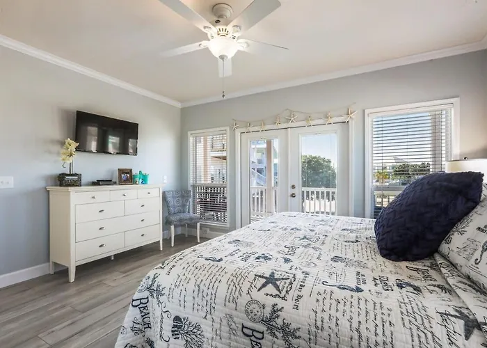 Holiday home Bama Barefoot House- Near Pool Gulf Shores