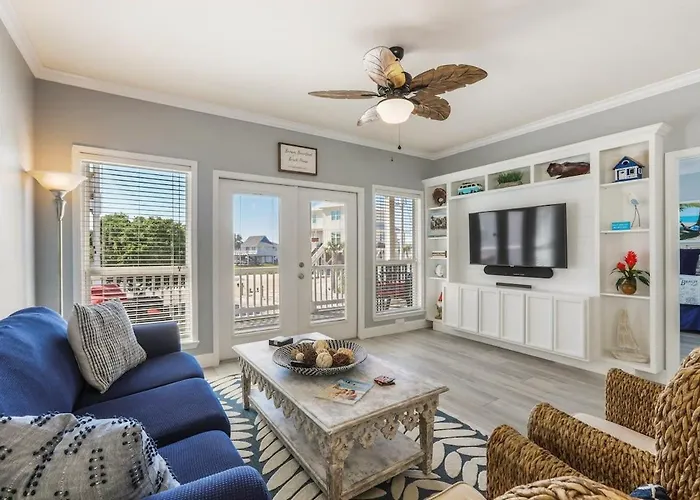 Bama Barefoot House- Near Pool Holiday home *